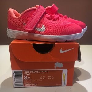 Nike Revolution 3- Brand new no tags- never worn